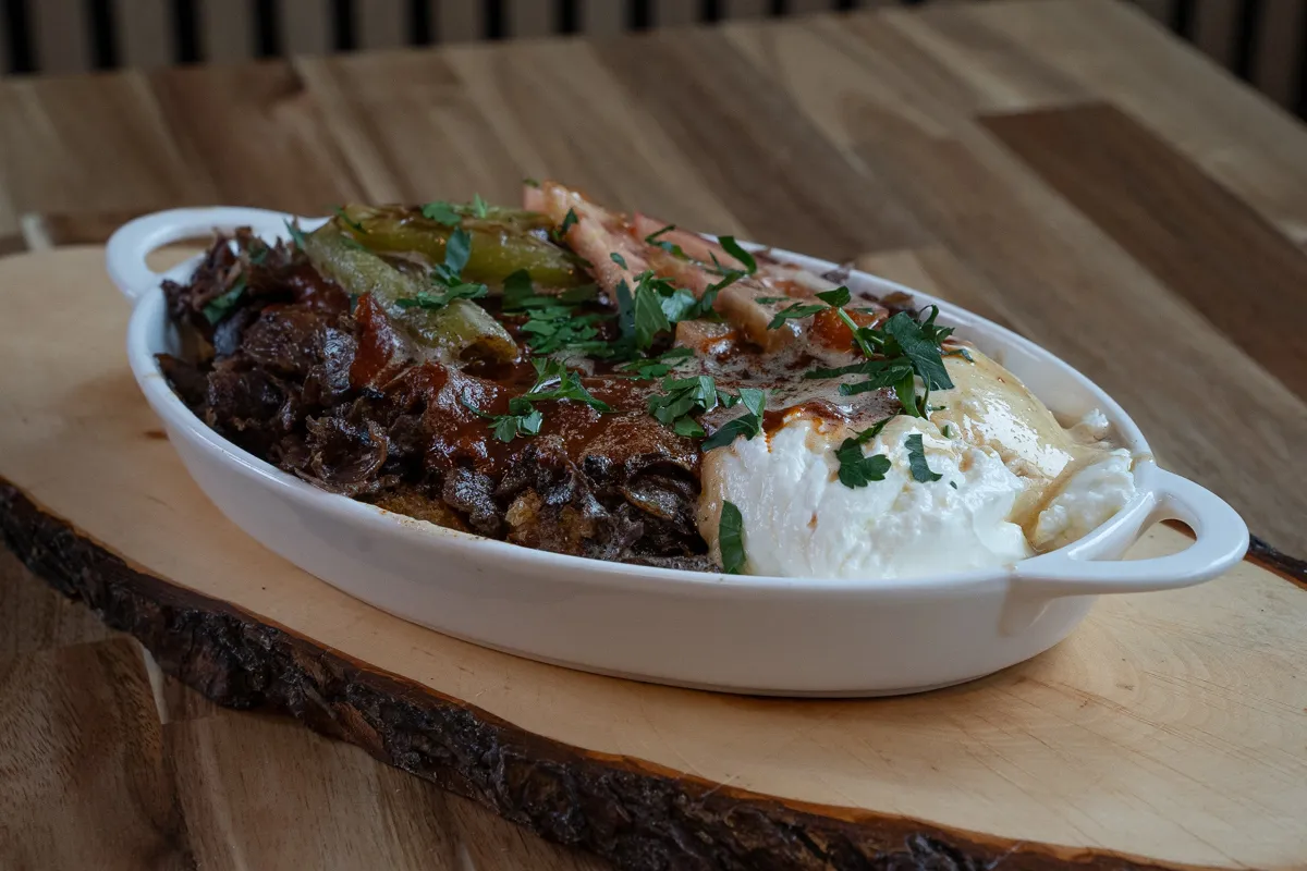 Tantuni brutzelt auf der heißen Platte